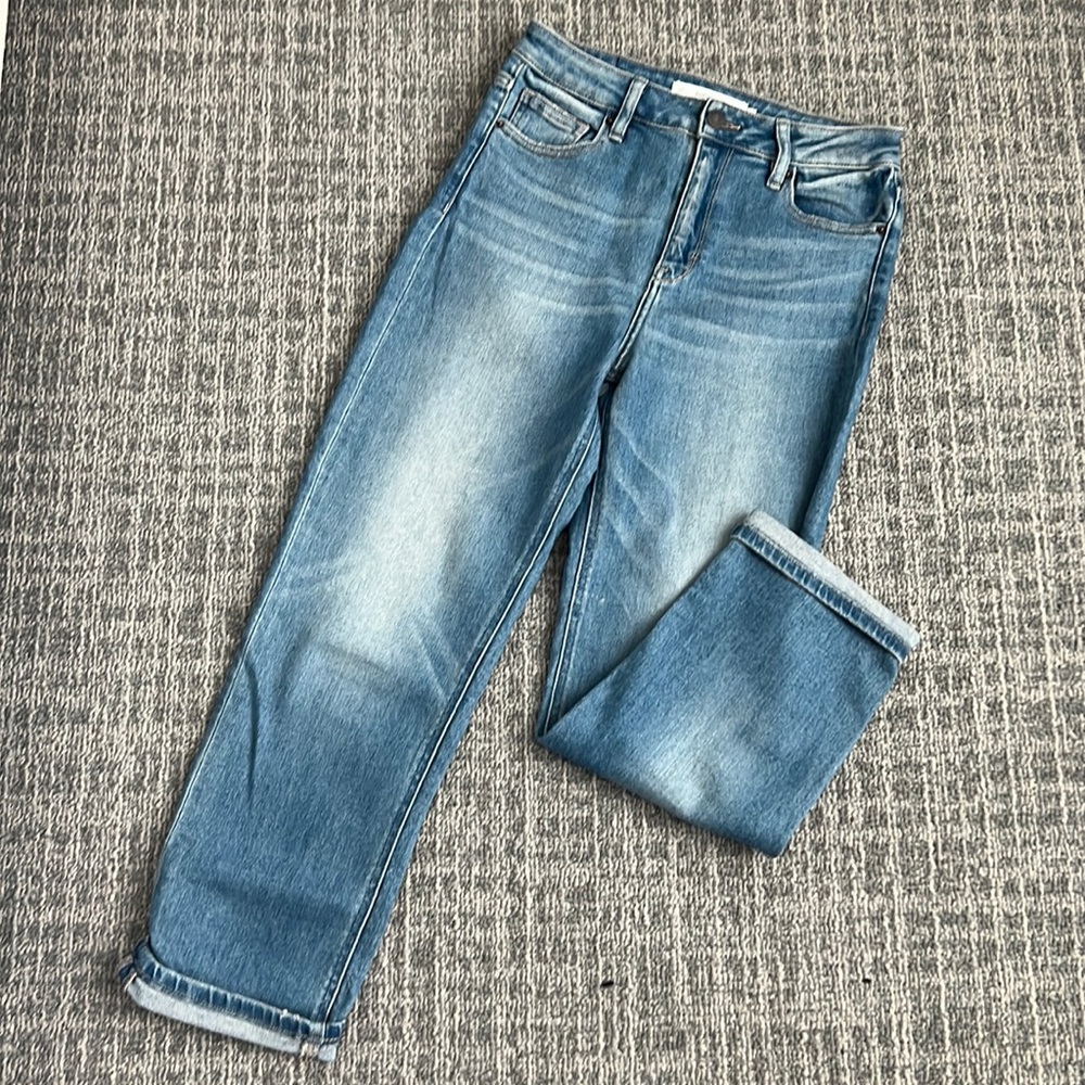 HIDDEN Ultra high waist straight leg jean - Size 27